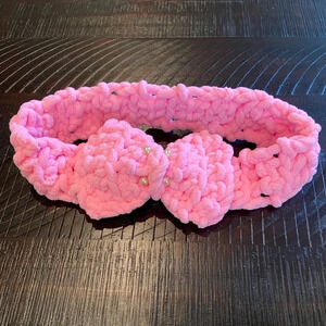 Handmade plush bright pink skincare headband 🎀